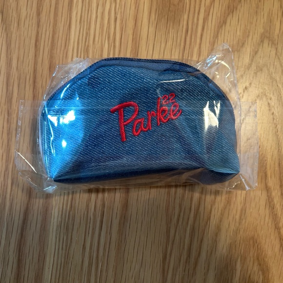 Parke Claw Clip Crimson Red NWT - Picture 3 of 9